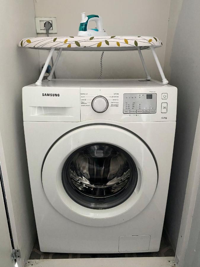 Stanza Privata Con Bagno A 15 Minuti Da Duomo Apartment Sesto San Giovanni Exterior photo